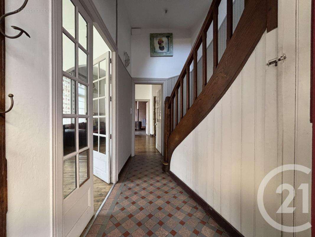 Appartement à SAINT-VICTURNIEN