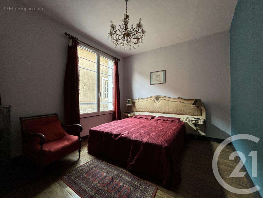 Appartement à SAINT-VICTURNIEN