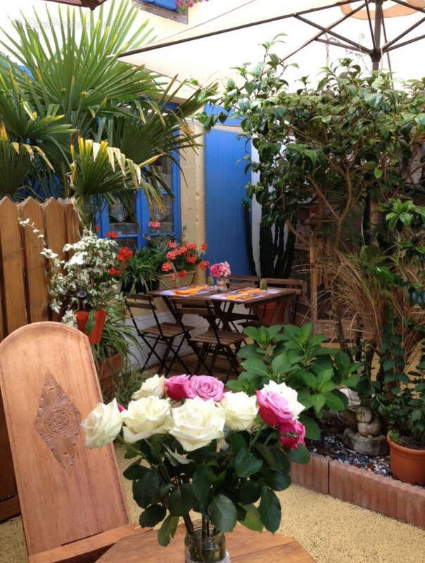 Commerce à MOUCHAMPS