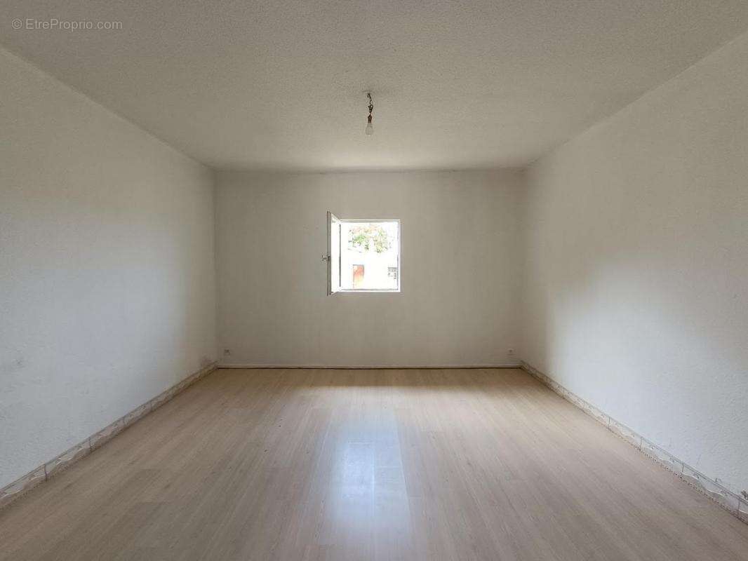 Maison à SAVIGNY-EN-REVERMONT