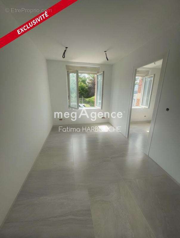 Appartement à LE CHAMBON-FEUGEROLLES