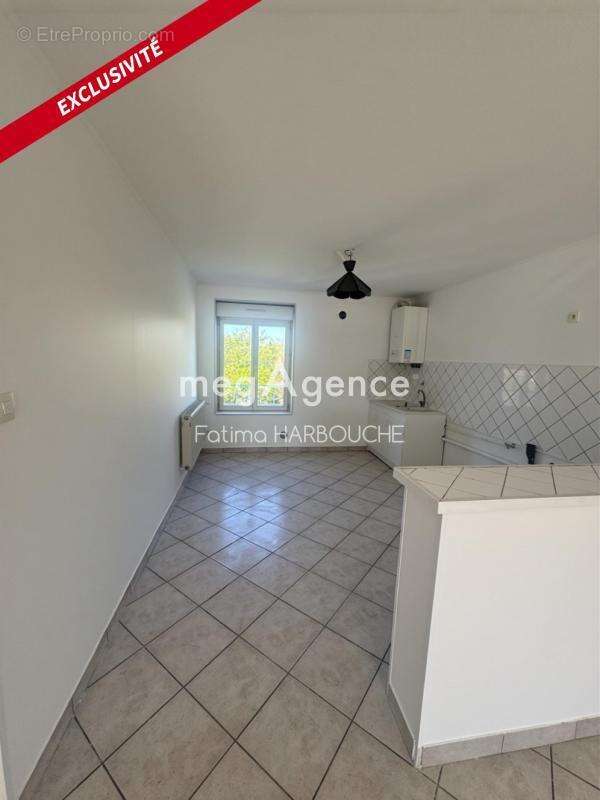 Appartement à LE CHAMBON-FEUGEROLLES