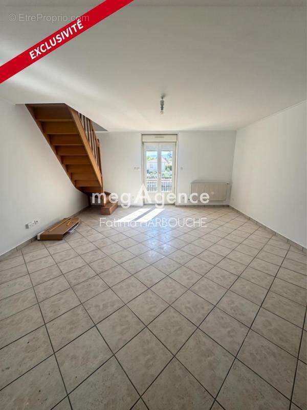 Appartement à LE CHAMBON-FEUGEROLLES