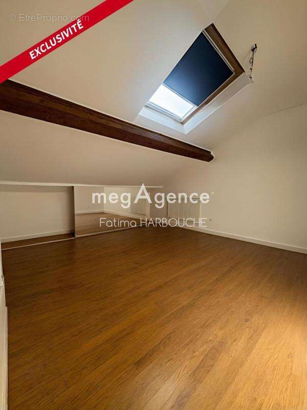 Appartement à LE CHAMBON-FEUGEROLLES