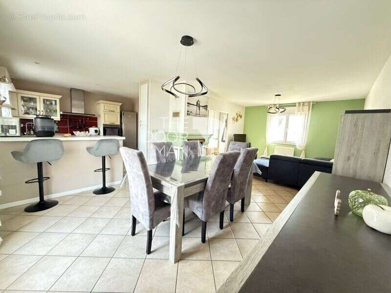 Maison à CHALINDREY