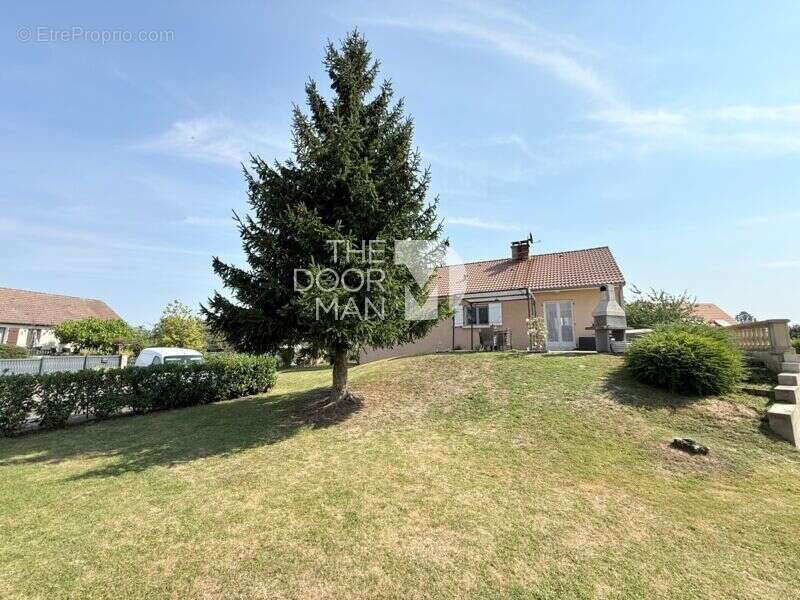 Maison à CHALINDREY