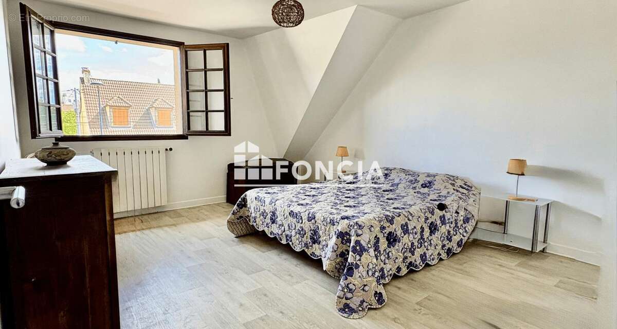 Appartement à CHAMPIGNY-SUR-MARNE