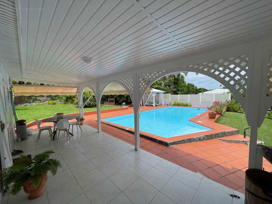 Maison à FORT-DE-FRANCE