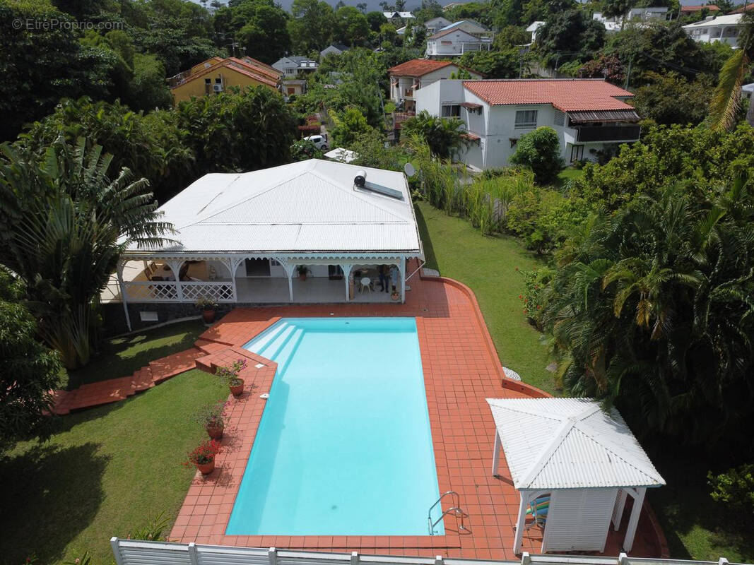 Maison à FORT-DE-FRANCE