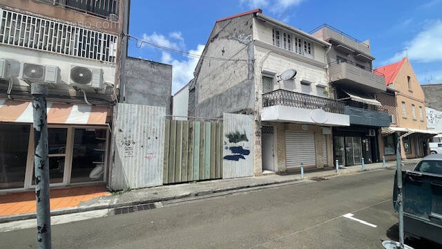 Terrain à FORT-DE-FRANCE