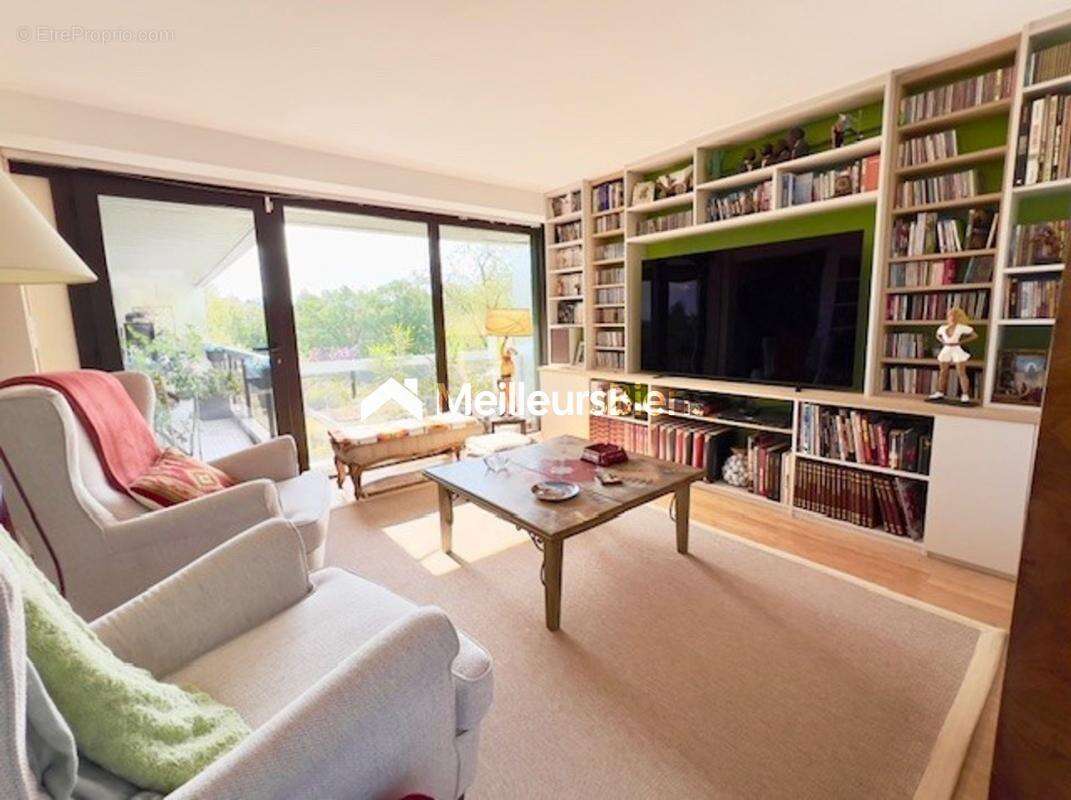 Appartement à LE CHESNAY