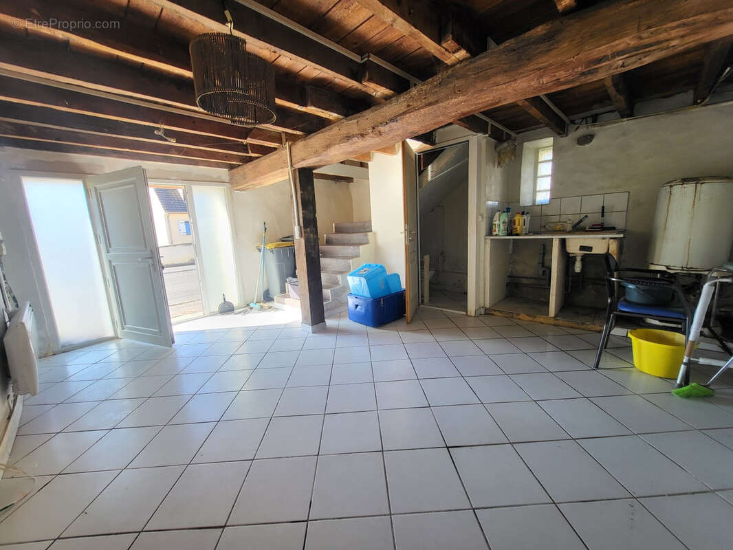 Maison à ROMENY-SUR-MARNE