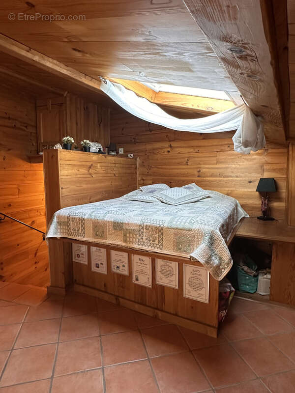 Maison à GREOUX-LES-BAINS