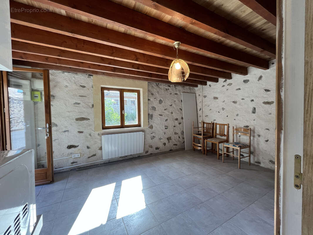 Maison à FELINES-TERMENES