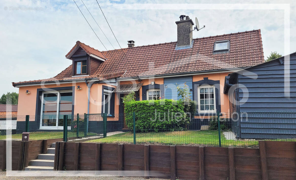 Maison à WICQUINGHEM