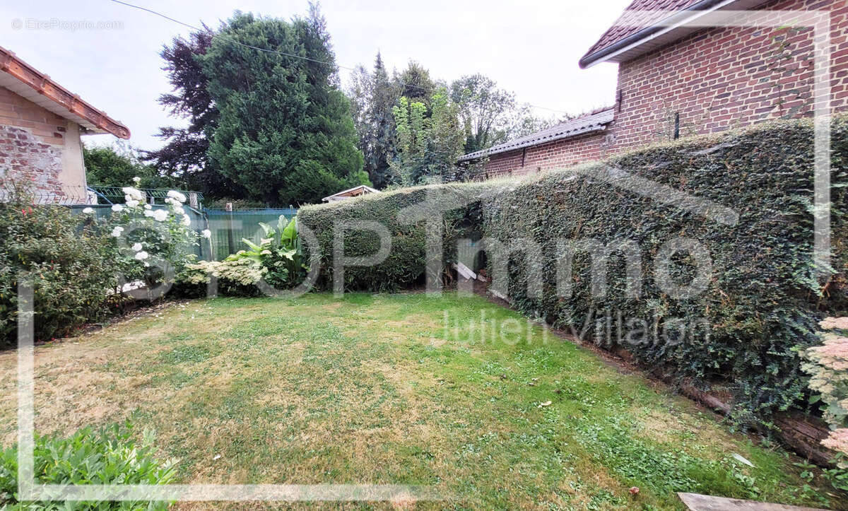 Maison à WICQUINGHEM