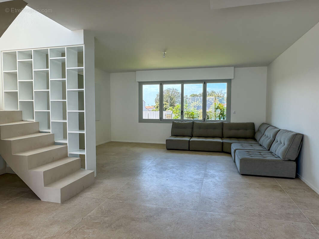 Maison à VAUX-SUR-MER