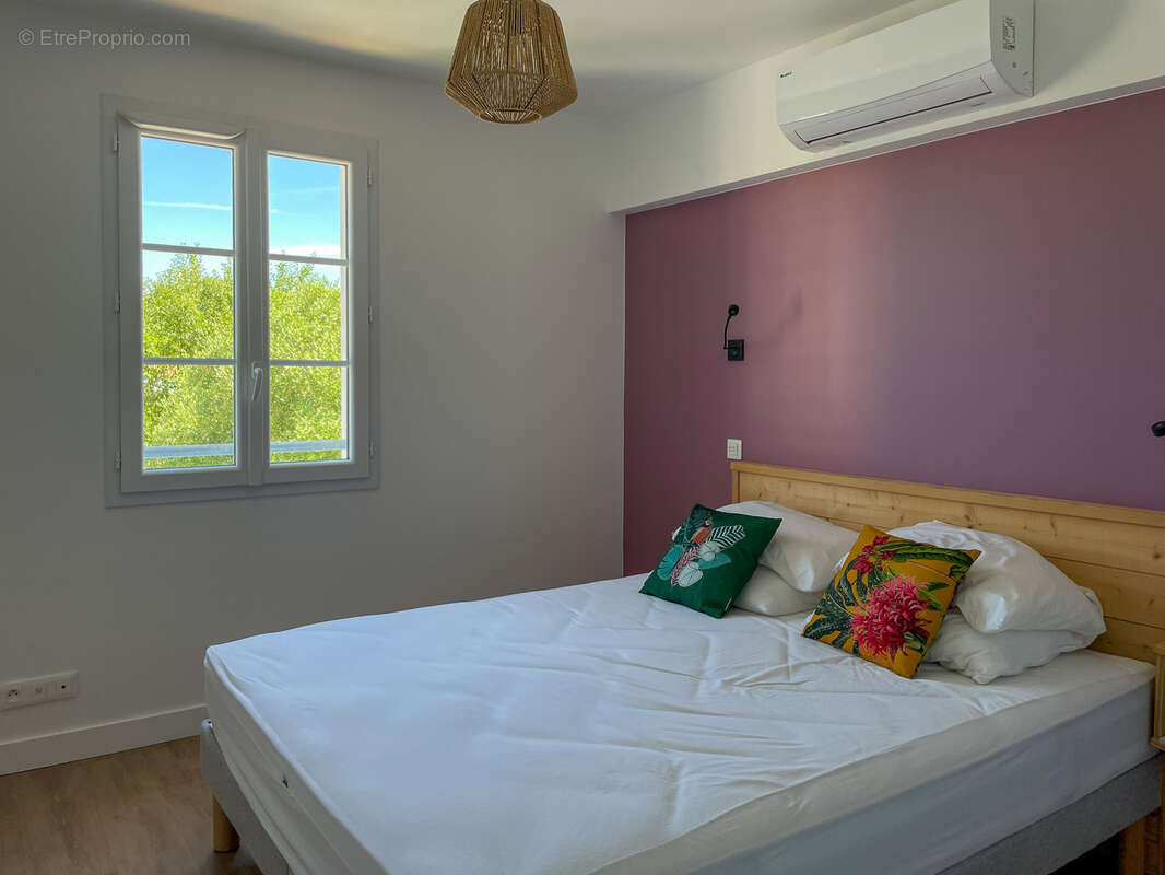 Maison à LES MATHES