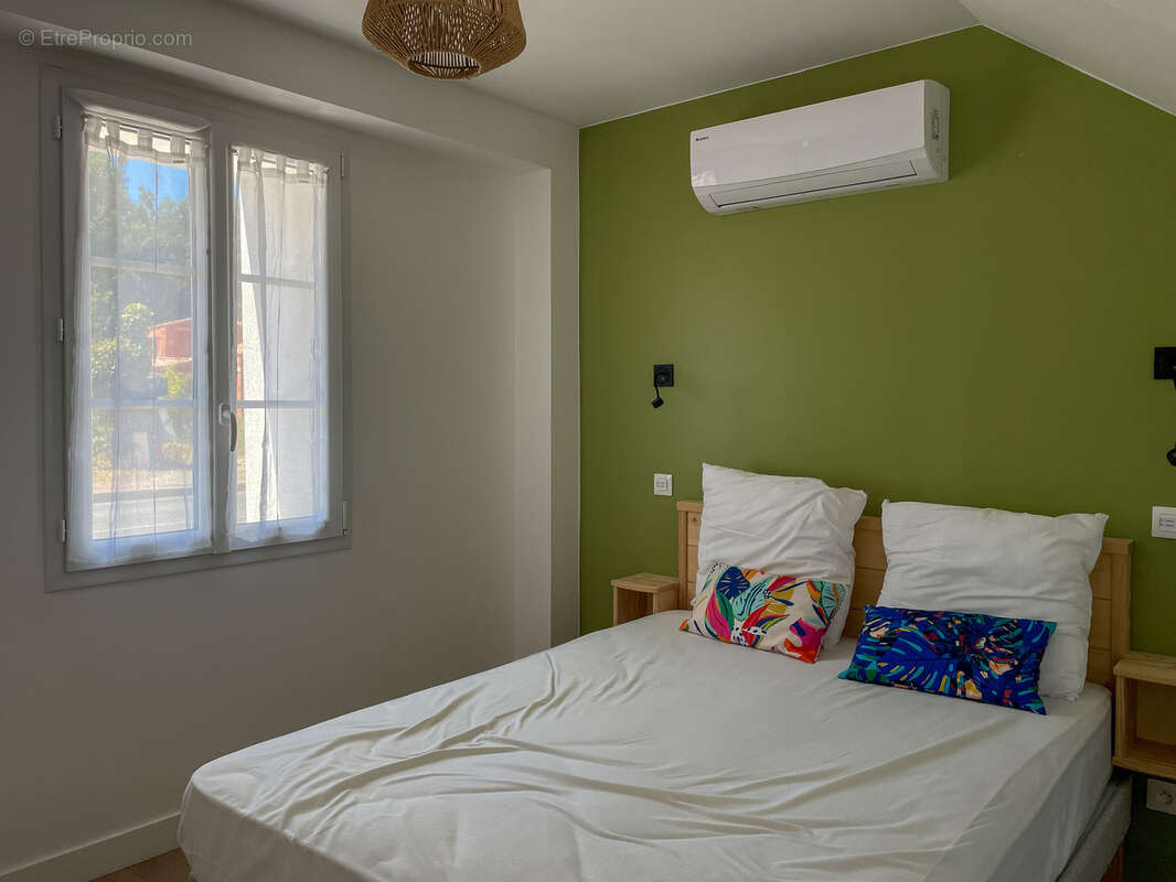 Maison à LES MATHES