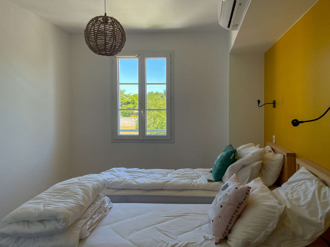 Maison à LES MATHES