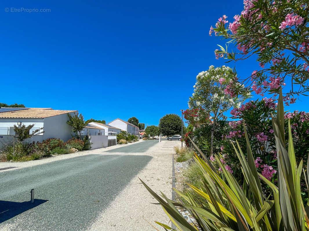 Maison à LES MATHES