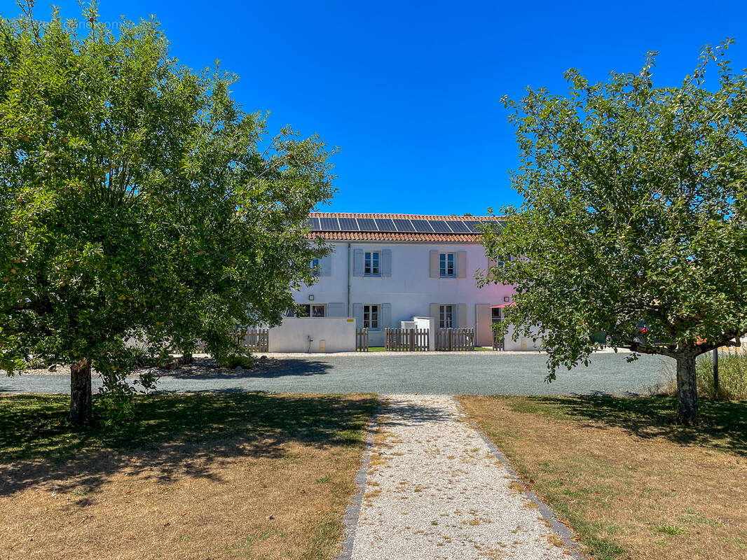 Maison à LES MATHES