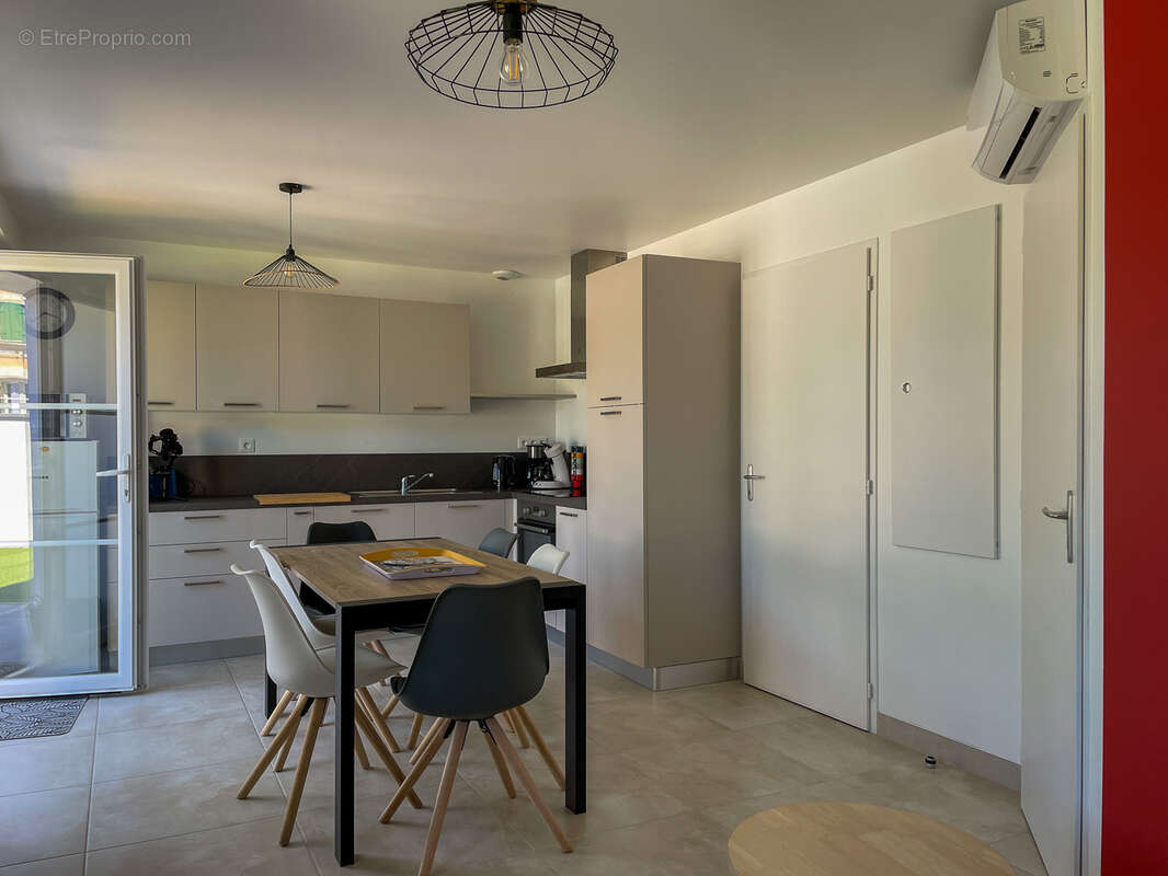 Maison à LES MATHES