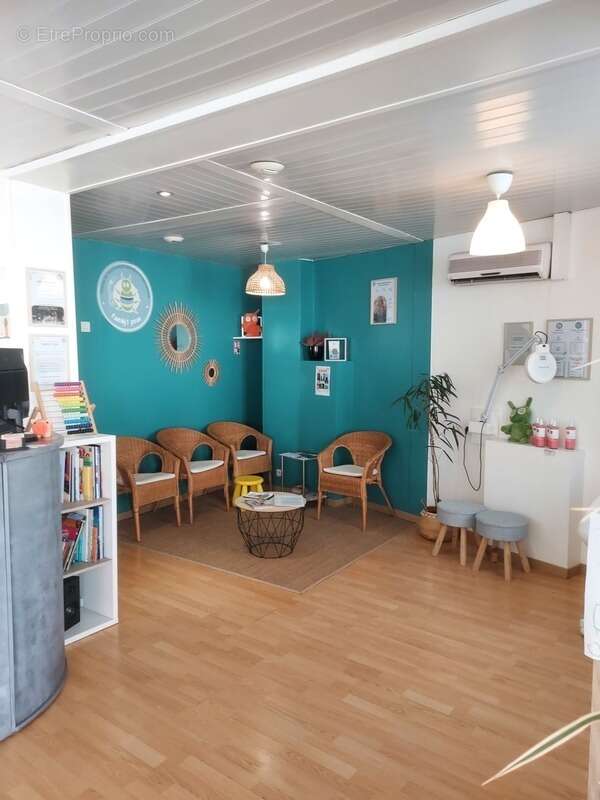 Commerce à BOURG-LES-VALENCE