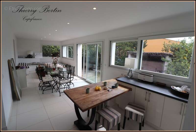 Maison à VILLENEUVE-LOUBET