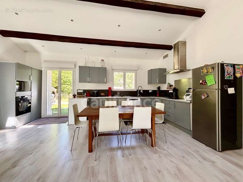 Maison à SAINT-MATHIEU-DE-TREVIERS