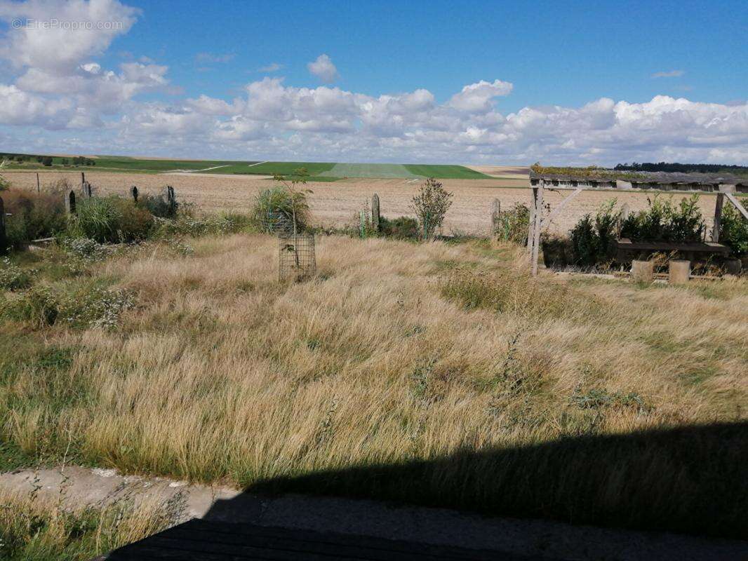 Maison à BEINE-NAUROY