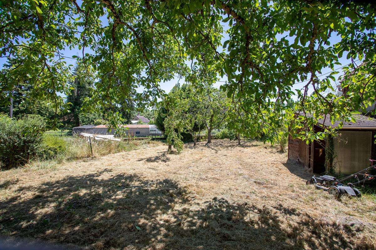 Maison à CHATRES-SUR-CHER