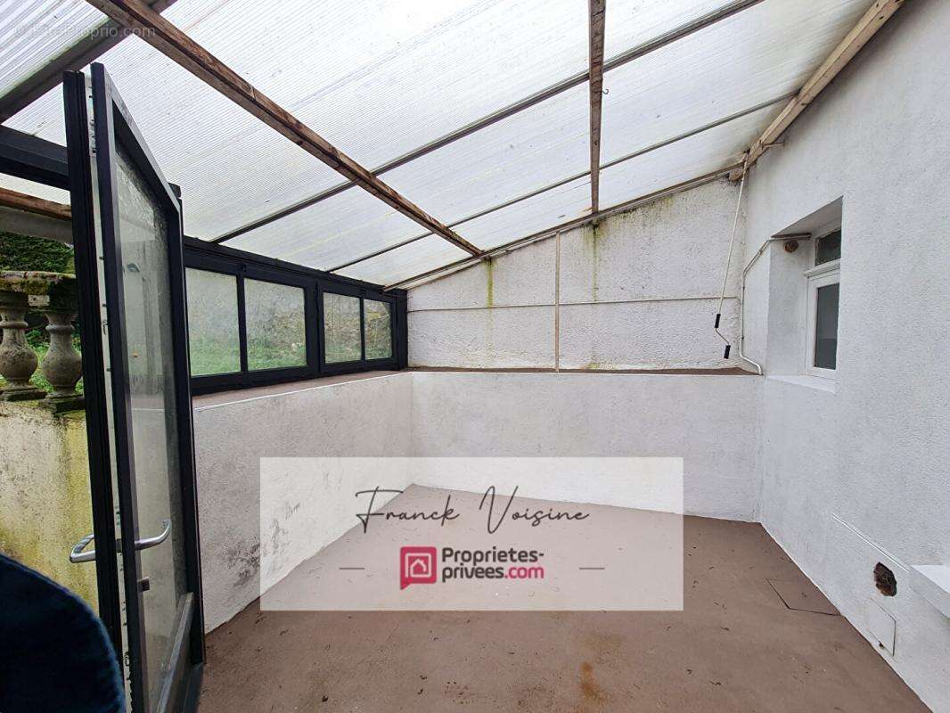 Maison à SAINT-VINCENT-STERLANGES