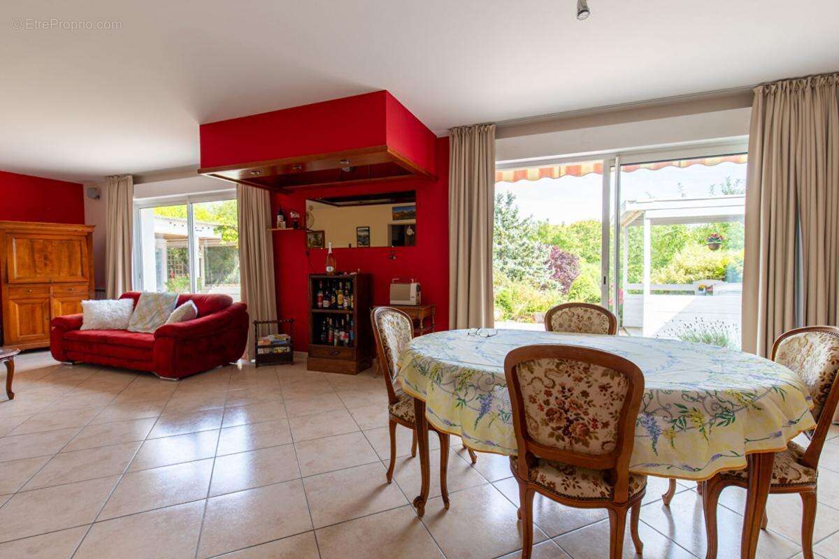 Maison à SERAINCOURT