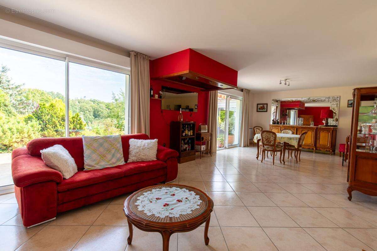 Maison à SERAINCOURT