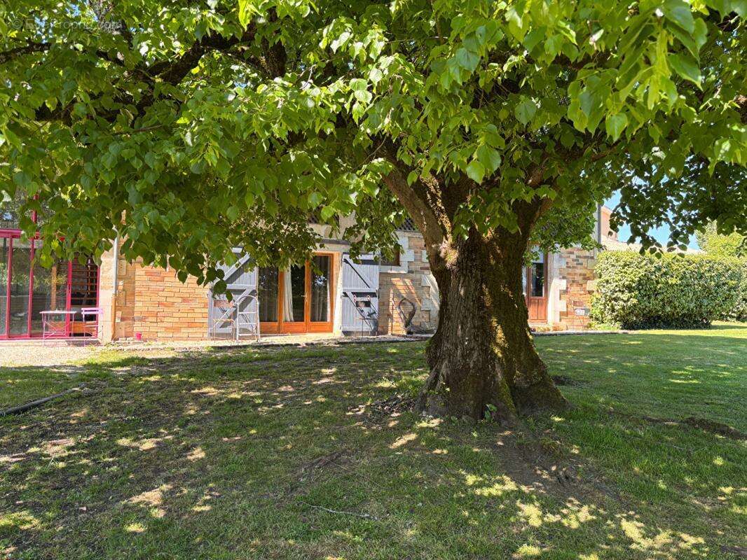 Maison à MOULIS-EN-MEDOC