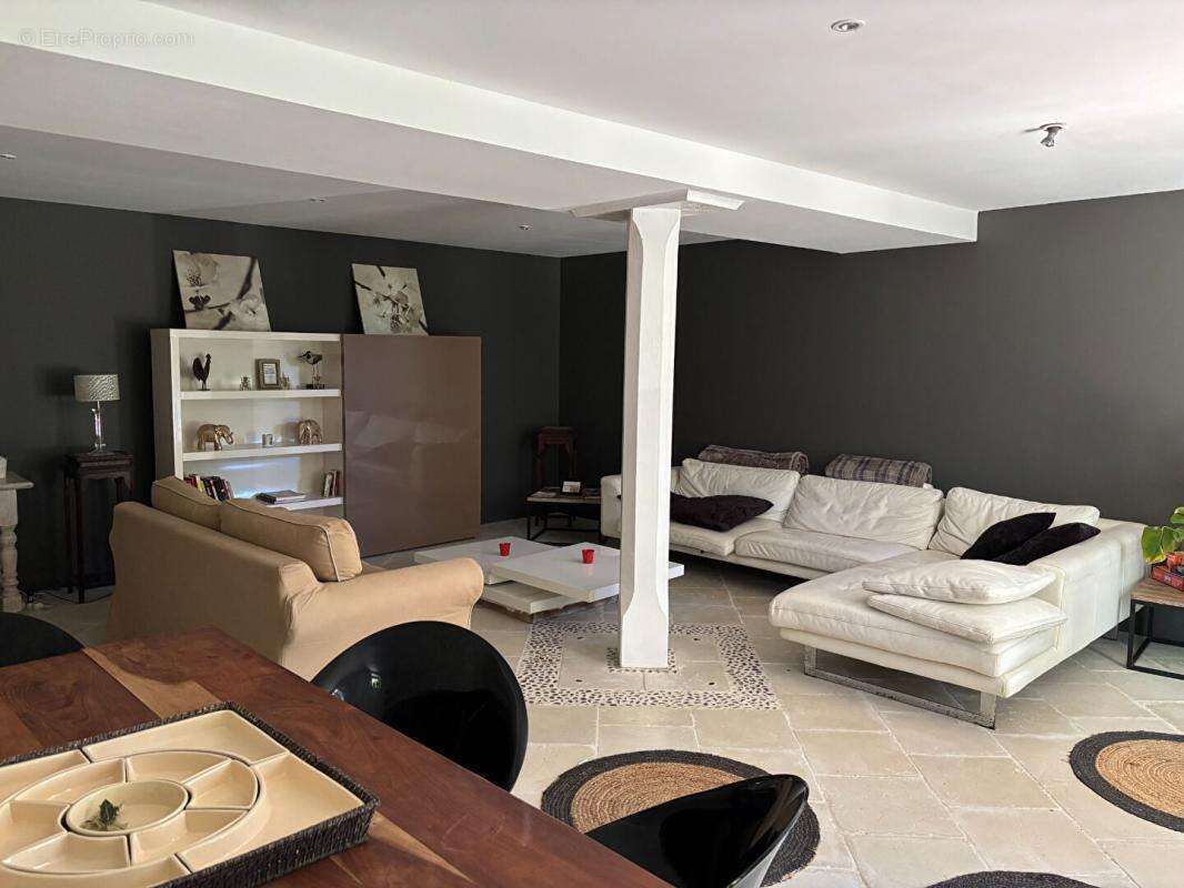 Maison à MOULIS-EN-MEDOC