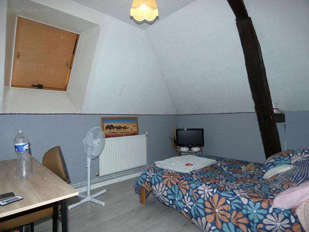 Maison à SAINT-MEDARD-D&#039;EXCIDEUIL