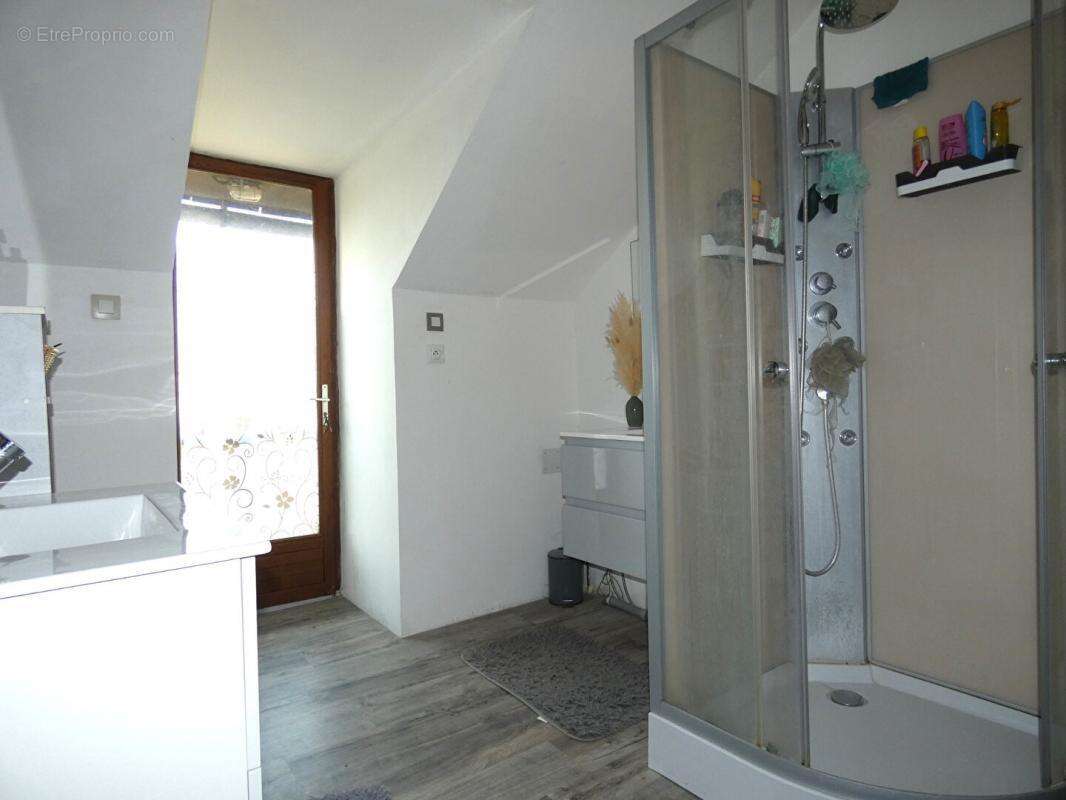 Maison à SAINT-MEDARD-D&#039;EXCIDEUIL