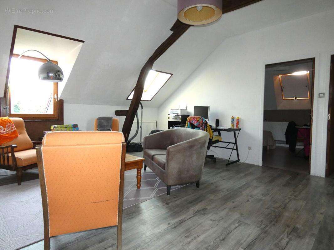 Maison à SAINT-MEDARD-D&#039;EXCIDEUIL