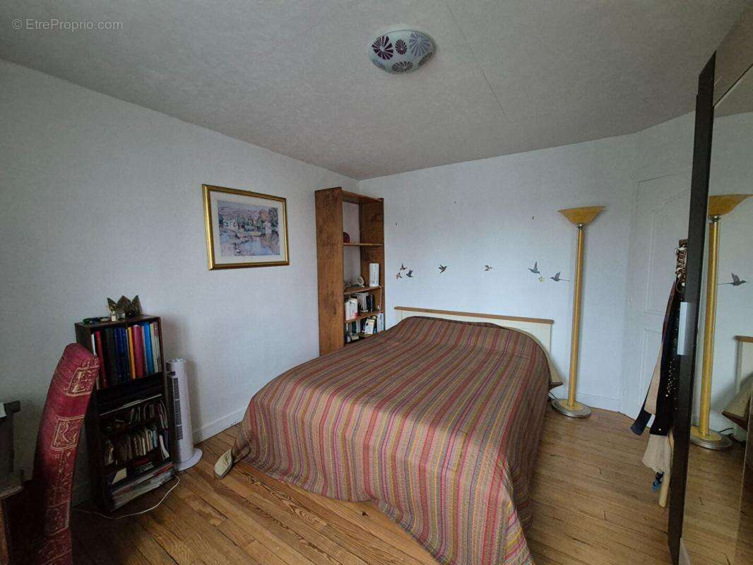 Maison à BIARS-SUR-CERE