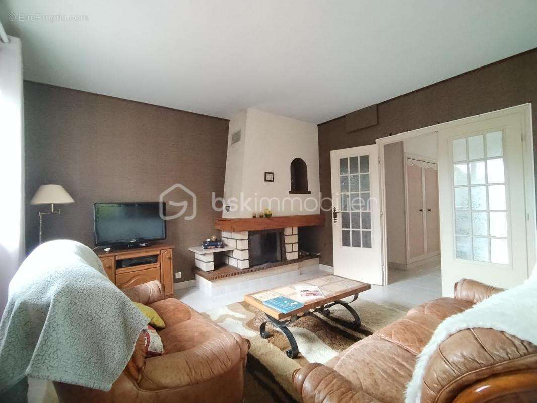 Maison à SAINT-CHEF