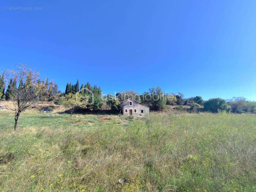 Terrain à CLERMONT-L&#039;HERAULT