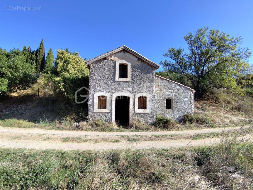 Terrain à CLERMONT-L&#039;HERAULT