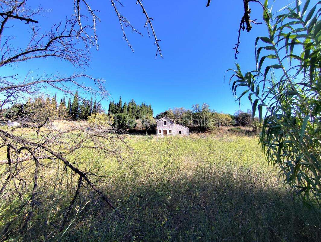 Terrain à CLERMONT-L&#039;HERAULT
