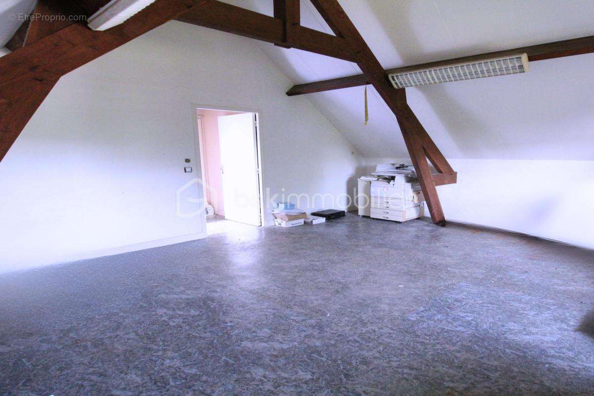 Maison à NANTEAU-SUR-LUNAIN