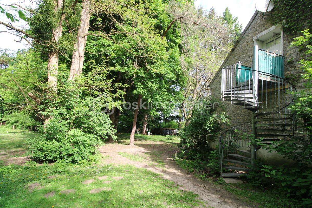 Maison à NANTEAU-SUR-LUNAIN