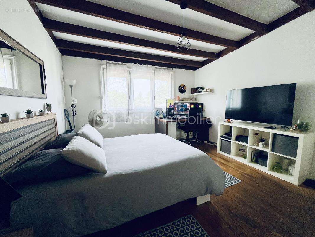 Maison à ROISSY-EN-BRIE