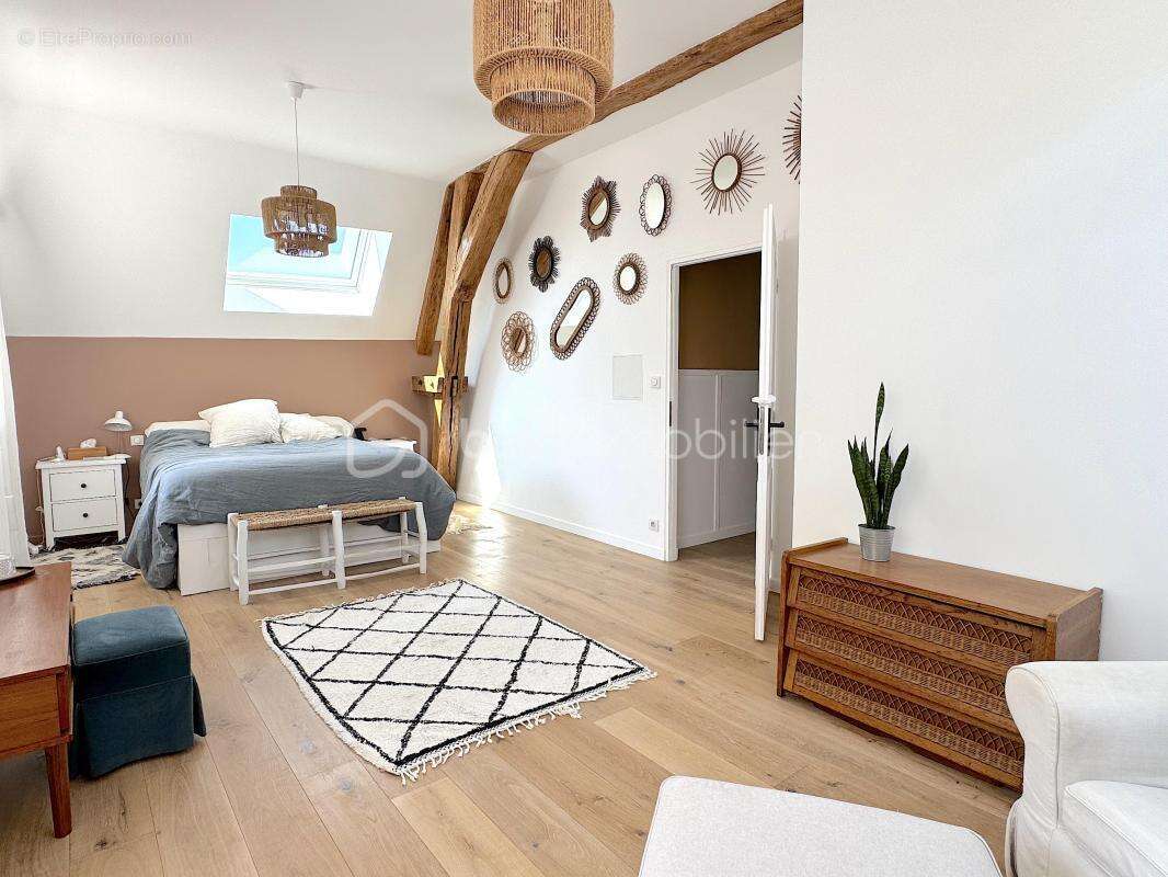 Maison à COULOMMIERS