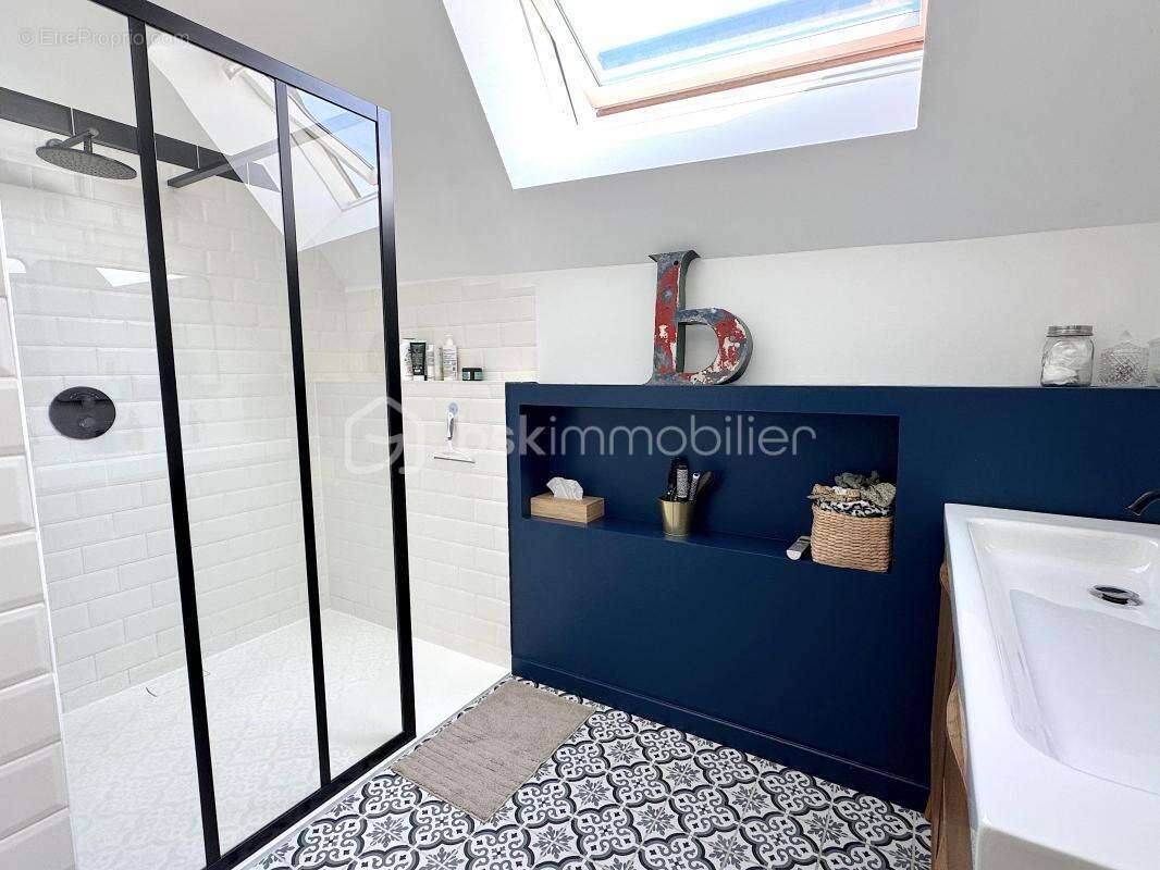 Maison à COULOMMIERS